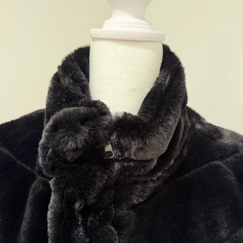 Cavalini Size LP Women Petite Faux Fur Jacket - Picture 4 of 15